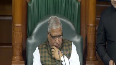 गोपालगंज: सांसद डा. आलोक कुमार सुमन ने गोपालगंज से दिल्ली तक ट्रेन चलाने की मांग को लेकर सदन में उठाई आवाज