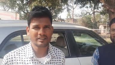 अमौर: अमौर थाना क्षेत्र के अमौर बाजार एसबीआई के समीप से क्रेटा कार का शीशा तोड़कर बैग में रखे 49000 रूपये उड़ाया,