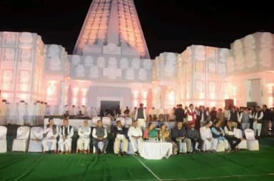 राजनांदगांव: लोक मड़ई के दूसरे दिन डोंगरगांव के खेल मैदान में विभिन्न कार्यक्रमों का आयोजन किया गया