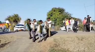 नटेरन: ग्राम दासखजुरी-खेराई में विकास यात्रा का हुआ आयोजन, सरकार की जनहितकारी योजनाओं की दी जानकारी