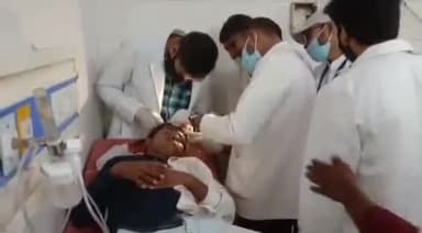 जौनपुर: नईगंज क्षेत्र में बाइक और बोलेरो के बीच हुई भिड़ंत, 1 व्यक्ति हुआ घायल व जिला अस्पताल में कराया गया भर्ती