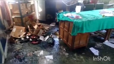 आरा: आरा सदर हॉस्पिटल के देसी चिकित्सालय में शॉर्ट सर्किट से लगी आग, कई आवश्यक कागज व दवाइयां जली