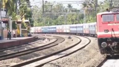 തിരുവനന്തപുരം: പാത ഇരട്ടിപ്പിക്കലിന്‍റെ ഭാഗമായി കന്യാകുമാരി - തിരുവനന്തപുരം റൂട്ടില്‍ തീവണ്ടികള്‍ റദ്ദാക്കി