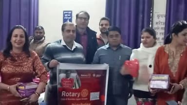रूड़की: सिविल अस्पताल में रोटरी क्लब ने भर्ती बीमार मरीजों के लिए वैलेंटाइन डे कार्यक्रम का किया आयोजन, मरीजों में बांटी खुशियां