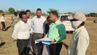 बेमेतरा: जिला कलेक्टर ने गांगपुर व झालम का किया निरीक्षण, ग्रामीण औद्योगिक पार्क अधोसंरचना निर्माण का लिया जायजा