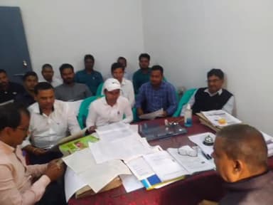 बारसोई: प्रखंड में कृषि गणना को लेकर अंचल कार्यालय में अंचल पदाधिकारी की अध्यक्षता में विशेष बैठक हुई आयोजित