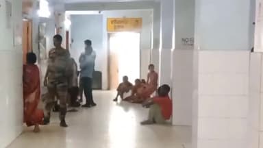 राजगीर: विस्थापित गांव के पास ट्रक के चपेट में आने से बाइक सवार युवक हुआ जख्मी,इलाज के लिए लाया गया अस्पताल