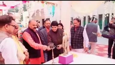 कादीपुर: जिला स्तरीय खादी ग्रामोद्योग प्रदर्शनी सुल्तानपुर का उद्घाटन संपन्न।