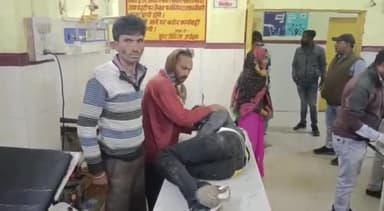 रायबरेली: दरियापुर के पास दो बाइकों की आमने-सामने की भिड़ंत में बाइक सवार तीन लोग हुए घायल, जिला अस्पताल में किया भर्ती
