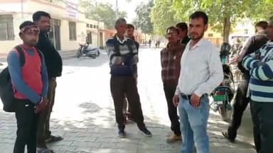 मैनपुरी: बाइक और अज्ञात वाहन की भिड़ंत में दो लोगों की हुई मौत दो लोग घायल मामला हजारा नहर  पेट्रोल  पंप बेवर का