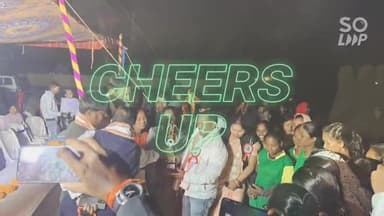 कोलाम्बी मैदान में आदिवासी महिला क्लब के द्वारा आयोजित फुटबॉल टूर्नामेंट में महिलाओं ने जबरदस्त खेल का प्रदर्शन किया