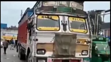 मुरादाबाद: पीतल नगरी डिपो के पास तेज रफ्तार ट्रक ने फल कारोबारी को रौंदा, हादसे में हुई मौत