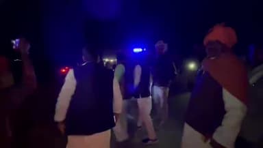 मुबारक के मांझी से लौटने के दौरान रात में जाप सुप्रीमों पप्पू यादव का काफिला हुआ एक्सीडेंट का शिकार।
वीडियो देखें 01