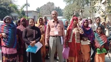 शाहजहांपुर: PM व CM आवास योजना में धांधली का आरोप लगाकर नेशनल डेमोक्रेटिक पीपुल्स फ्रंट ने कलेक्ट्रेट में प्रदर्शन कर दिया ज्ञापन