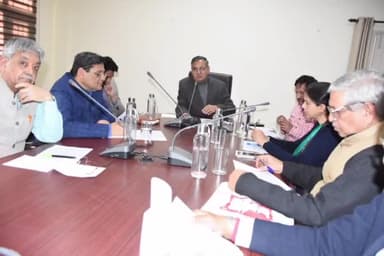 मोरनी: उपायुक्त व माता मनसा देवी पूजा स्थल बोर्ड के मुख्य प्रशासक ने चैत्र नवरात्र को लेकर अधिकारियों को दिए जरूरी दिशा निर्देश