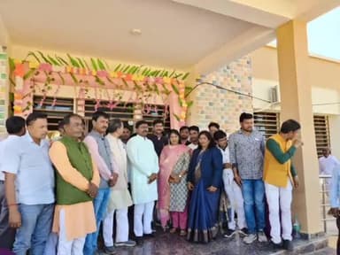 तेंदूखेड़ा: तेजगढ़ में नवनिर्मित उप तहसील भवन का क्षेत्रीय विधायक धर्मेंद्र सिंह लोधी ने किया शुभारंभ