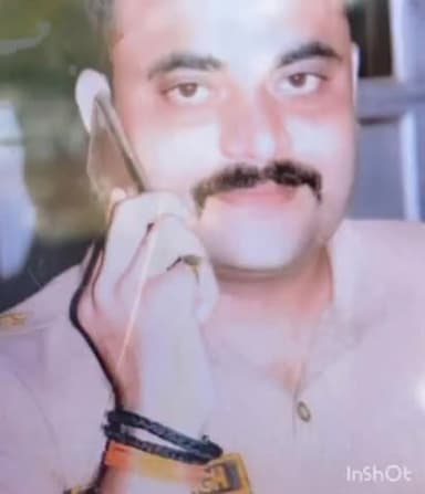 चंदौली: धानापुर थाना अध्यक्ष को एसपी ने आईजी के निर्देश पर किया लाइन हाजिर फर्जी गिरफ्तारी के मामले में नप गए विपिन सिंह