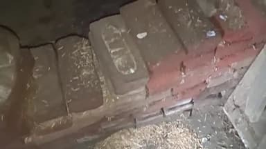 नानपारा: बड़ाहरा गांव के एक घर में मसानी राख मिलने से मचा कोहराम, पुलिस से की गई शिकायत