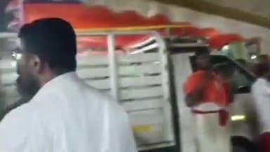 തിരുവനന്തപുരം: വെള്ളായണി ക്ഷേത്രത്തിലെ ഉത്സവത്തിനിടെ സംഘർഷം, പോലീസ് എയ്ഡ് പോസ്റ്റ് തകർത്തു