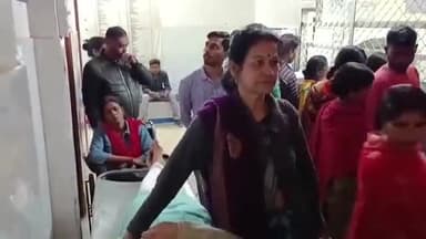 देवघर: अंधेरी गादर के समीप 2 ऑटो की टक्कर में ऑटो ड्राइवर सहित दो शिक्षिका व एक शिक्षक हुए घायल, सदर अस्पताल में भर्ती