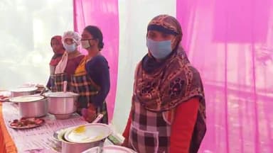 लखीमपुर: कचहरी रोड स्थित सदर स्कूल में जनपद स्तरीय रसोइया पाक कला प्रतियोगिता का हुआ आयोजन