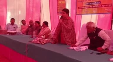 कादीपुर: करौंदीकला में हमारा आँगन, हमारे बच्चे कार्यक्रम का हुआ आयोजन, कार्यक्रम में पहुंची बेसिक शिक्षा अधिकारी दीपिका चतुर्वेदी