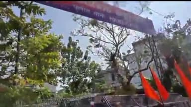 തിരുവനന്തപുരം: നേമം പോലീസ് സ്റ്റേഷന് മുന്നിൽ ബിജെപിയും ഹിന്ദു ഐക്യവേദിയും മറ്റ് ഹൈന്ദവ സംഘടനകളും സംയുക്തമായി പ്രതിഷേധ മാർച്ച് നടത്തി