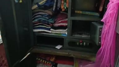 गोपालगंज: रामनाथ शर्मा मार्ग पर बीती रात चोरों ने स्टांप वेंडर के घर से ₹10 लाख की संपत्ति की चोरी, जांच में जुटी पुलिस