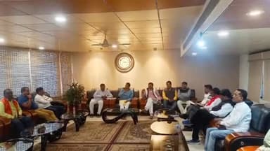 कांके: रांची में सांसद खेल महोत्सव को लेकर समीक्षा बैठक का किया गया आयोजन, रांची सांसद संजय सेठ रहे मौजूद