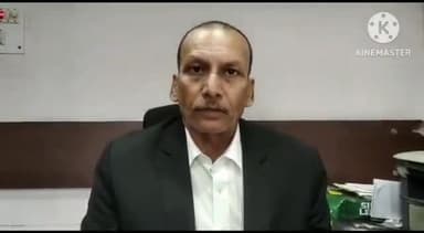 गोलमुरी-सह-जुगसलाई: लायंस वेलफेयर एसोसिएशन ने सीतारामडेरा स्थित कोर्ट में दिवंगत अधिवक्ता के परिवार को दिया ₹290000 का चेक