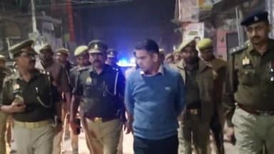 मछलीशहर: नवागत एसपी अजय पाल शर्मा ने फोर्स के साथ खेतासराय कस्बे में किया मार्च, सीओ को अपराध की मॉनिटरिंग करने के दिए निर्देश