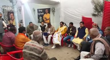 कहरा: पूर्व विधायक संजीव झा के असामयिक निधन की सूचना पर गंगजला स्थित आवास पहुंचकर दरभंगा सांसद ने किया मातमपुर्सी