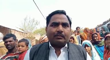 चिलौला भंगरिया गांव में चल रहे नाली और रास्ते के विवाद में पासी समाज अध्यक्ष देशराज पासी पहुंचे