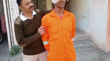 રાજકોટ પૂર્વ: કાલાવડ રોડ નજીક આપદા મિત્ર યોજના દ્વારા યુવાનોને કુદરતી આફતો સમયે લોકોને બચાવવા માટે તાલીમ આપવામાં આવી