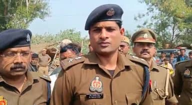 रॉबर्ट्सगंज: थाना रॉबर्ट्सगंज क्षेत्र अंतर्गत ग्राम नवगांव खुर्द में हुई घटना के संबंध में पुलिस अधीक्षक डॉ॰यशवीर सिंह ने दी जानकारी