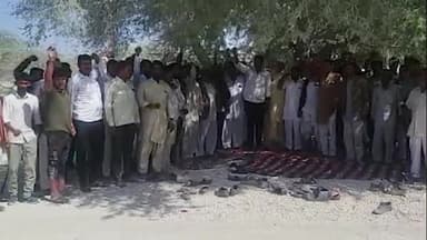 जैसलमेर: सोनू, रामगढ़ में टेंडर प्रक्रिया को निरस्त कर नए सिरे से दरों को जारी करवाने की मांग को लेकर किया गया चक्का जाम