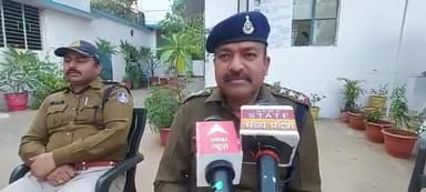 शिवपुरी नगर: कोतवाली टीआई व देहात थाना टीआई और यातायात थाना प्रभारी ने डीजे संचालकों की बैठक ली, तेज आवाज में डीजे बजाने से किया मना