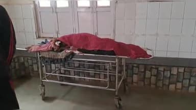 शिवपुरी नगर: ग्राम जामखो के पास सीमेंट से भरे ट्रक ने बाइक में मारी टक्कर, हादसे में एक की मौत व दो गंभीर घायल