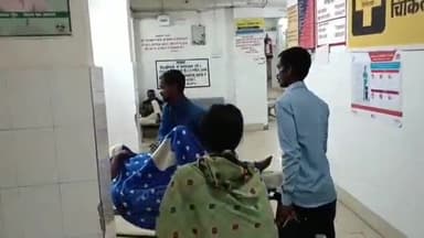 देवघर: गनाया गांव की महिला छत से नीचे गिर कर गंभीर रूप से हुई घायल, सदर अस्पताल में भर्ती