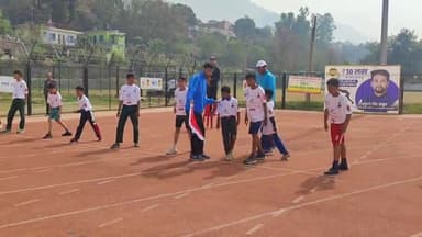 बिलासपुर सदर: बिलासपुर के लुहनू सेंथेटिक ट्रैक में खेलो महाकुंभ एथलेटिक प्रतियोगिता हुई शुरू, पहुंचे सैकडो छोटे खिलाड़ी