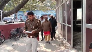 गोपालगंज: तीन करोड़ की ठगी करने के मामले में उड़ीसा की आर्थिक अपराध इकाई की टीम ने एक आरोपी को हथुआ से किया गिरफ्तार