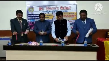 शाहगंज: शाहगंजके सेंट खुटहन रोड पर जेवियर स्कूल में अनाथ बच्चे स्कीम केतहत निशुल्क नर्सरी से 12वीं तक कीशिक्षा प्राप्तकर सकेंगे