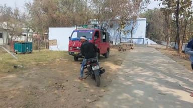 लखीसराय: लखीसराय जिले के गुणसागर गांव के समीप मुख्य सड़क पर बाइक की ठोकर से जख्मी महिला का इलाज के दौरान हुई मौत