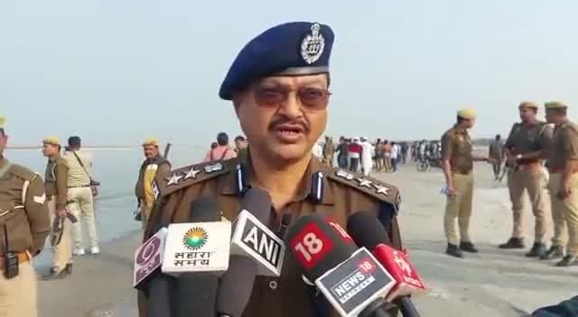 #थाना_उझानी क्षेत्रान्तर्गत #कछला_गंगा_घाट पर स्नान करने आये, मेडिकल कॉलेज के 5 छात्र गंगा में डूब गए जिसमें स्थनीय लोगो