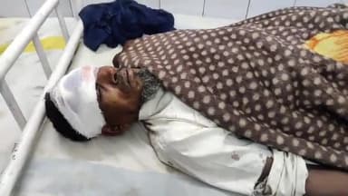 अररिया: मटियारी खलील चौक के पास सड़क दुर्घटना में 2 लोग हुए घायल, इलाज के लिए सदर अस्पताल में भर्ती