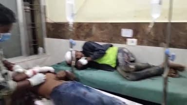 अंबिकापुर: ग्राम अखोरा में बाइक से गिरने पर 3 युवक हुए घायल, मेडिकल कॉलेज अस्पताल में उपचार जारी