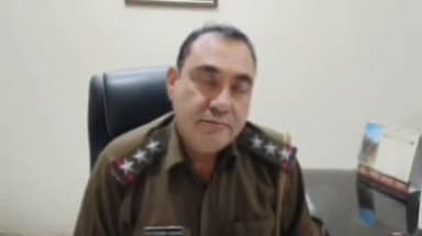 सोनीपत: गांव शहजादपुर के ईंट भट्टे पर जहरीली शराब सप्लाई करने वाले 2 आरोपियों को पुलिस ने प्रोडक्शन वारंट पर लिया