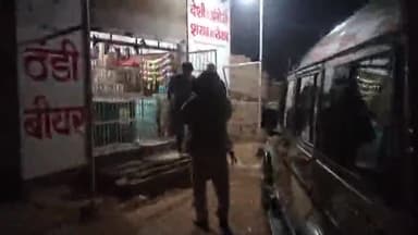 #रींगस में 8:00 बजे बाद शराब बेचने वालो पर थाना पुलिस की कार्रवाई, सेल्समैन को लिया हिरासत में