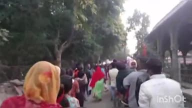 लाडपुरा: महाशिवरात्रि के पर्व पर शहर के प्राचीन थेगड़ा शिवपुरी धाम मंदिर पर भोलेनाथ के दर्शनों के लिए भक्तों की लगी लंबी कतार