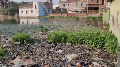 सुनये इस युवा वार्ड 39 के वासी की ज़ुबानी क्यों बना  दिया गया हैं नरकीय स्थिति यहाँ की अब जाएंगे अनशन करने ? बंदबू स्थान?